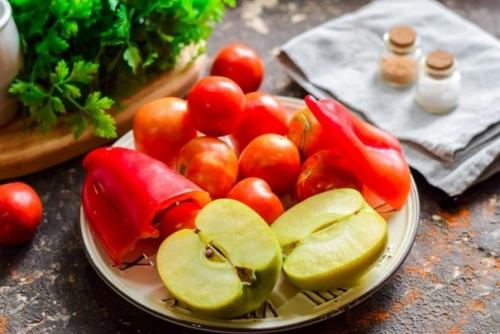 Помидоры по-немецки.  Ингредиенты: 01