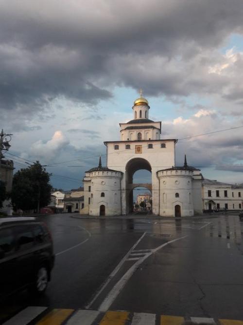 Не смотря на погоду, я люблю свой город Владимир.