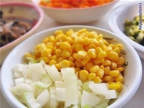 Наивкуснейший салат!   Ох, и вкуснючий салатик я нашла на просторах инета. 05