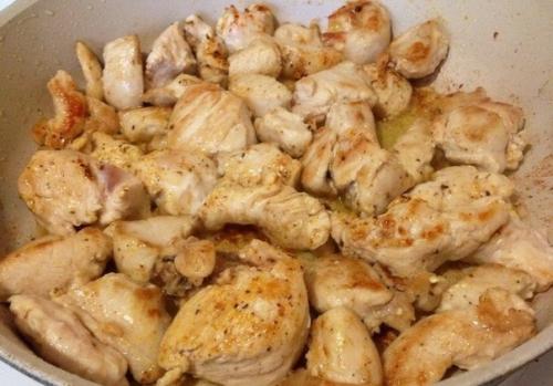 Летняя закусочка из лаваша и жаренной курочки? 04