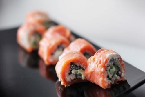 Роллы Филадельфия. Ингредиенты: Роллы Филадельфия. Ингредиенты: