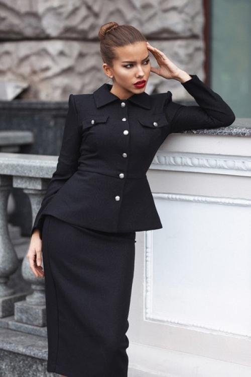 Стильная и нарядная баска - это новое веяние моды, которое отлично впишется в грациозный и дорогой образ. 02