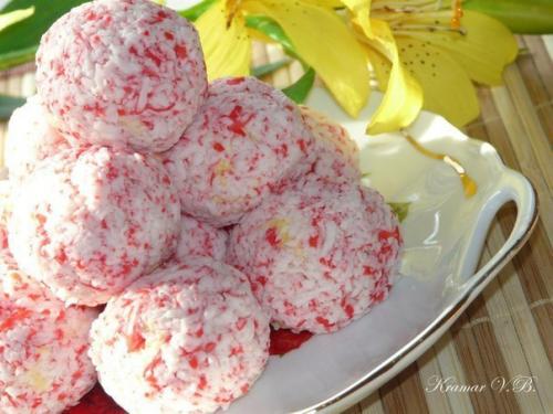 Крабовые рафаэлки.

Ингредиенты: 
