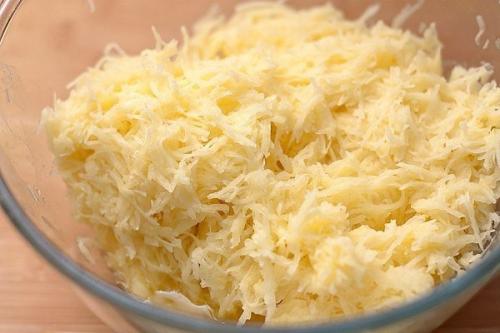 Драники.   Ингредиенты:   Картофель 1000 г. 01