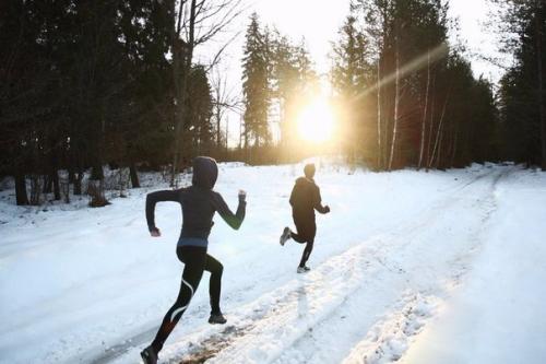 Как правильно бегать зимой?