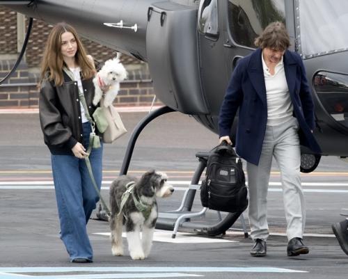 Том Круз и ана де Армас расстались спустя девять месяцев отношений. 01