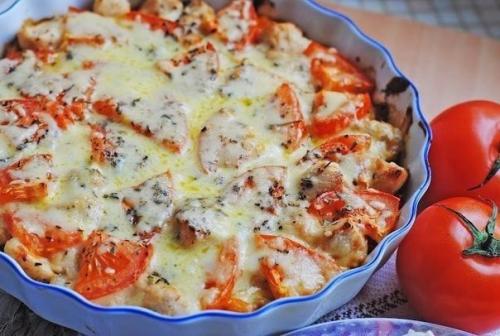 Куриное Филе запеченное с овощами и сыром.

