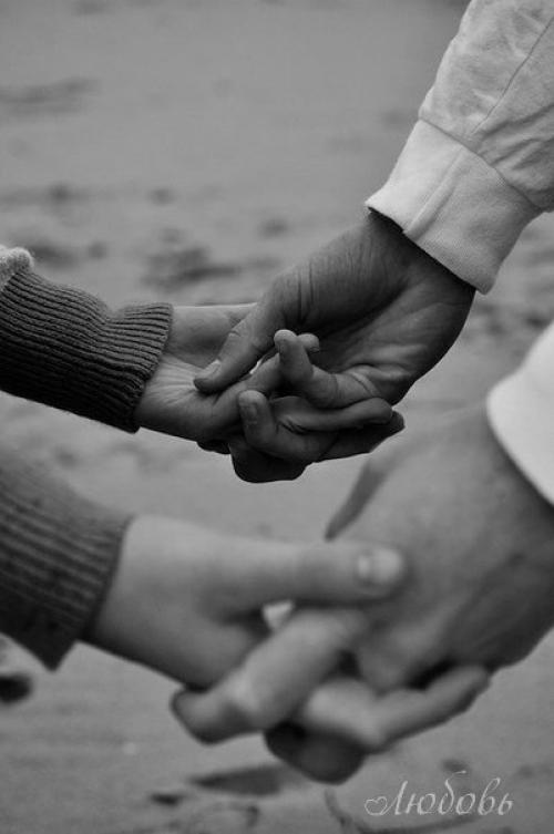  Внимание!  Только в том случае, если девушка нужна, то для мужчины нет препятствий ни в расстоянии ни во времени. 

