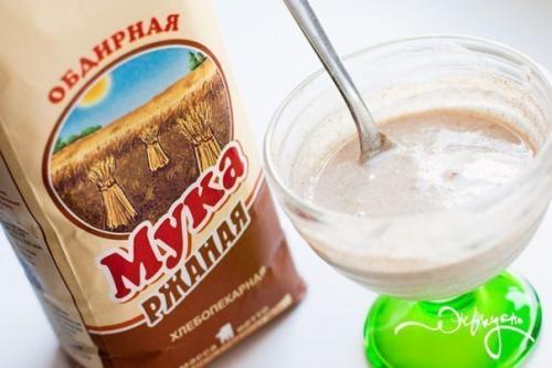 Ржаная мука вместо шампуня.

