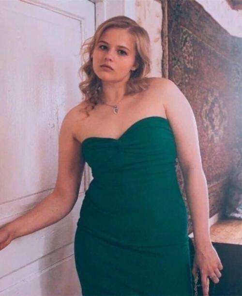 Актриса Александра бортич поправилась для роли на 20 кг. 02