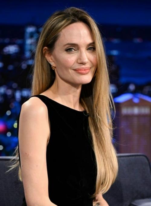 Здоровье Анджелины Джоли вызывает у медиков беспокойство. 

