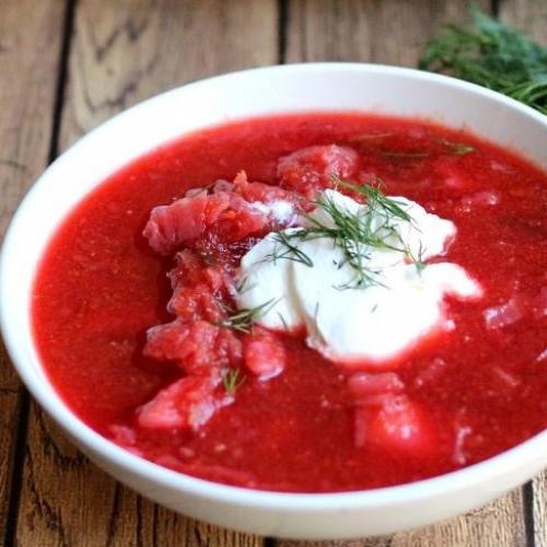 Классический украинский борщ.