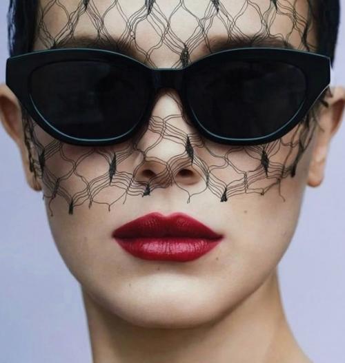 Любимая милли бобби браун во взрослой фотосессии для Vanity Fair. 07