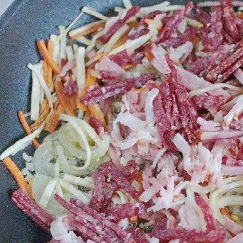 Солянка с колбасой. 03