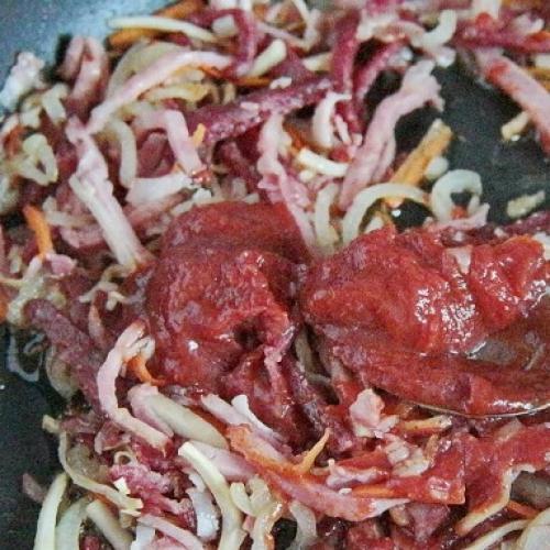 Солянка с колбасой. 04