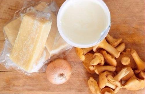 Пирог с грибами, сметаной и сыром. 01