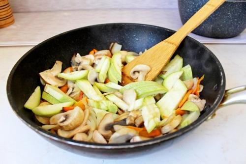 Гречка с овощами. 03