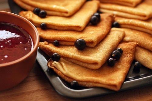 Диетические блинчики на кефире.
