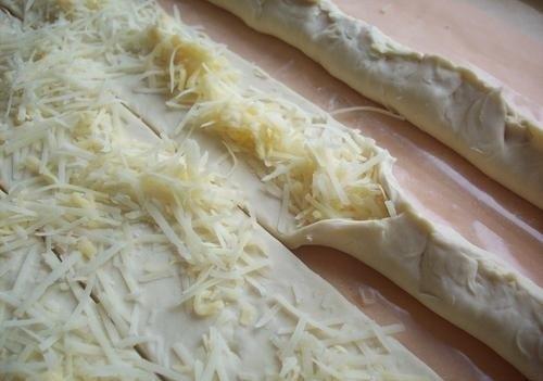 Слоеный пирог с сыром? 03