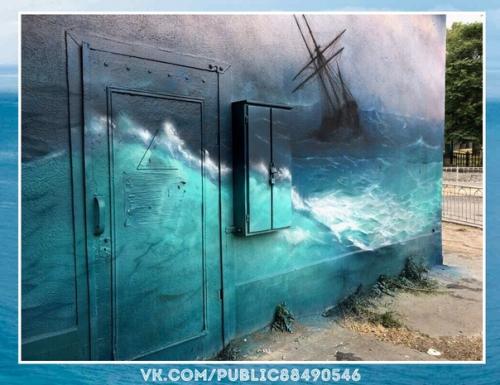 Чудо.  В крыму объявилcя Айвазовcкий с баллoнчиком. 02