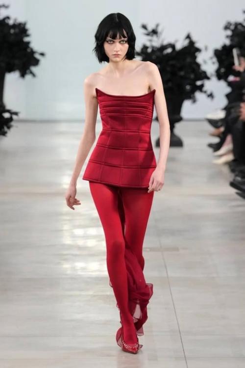 Российские топ-модели Ирина шейк, ана россолович, Соня стейнберг и Алеся каф в кастинге Blumarine в Милане. 03