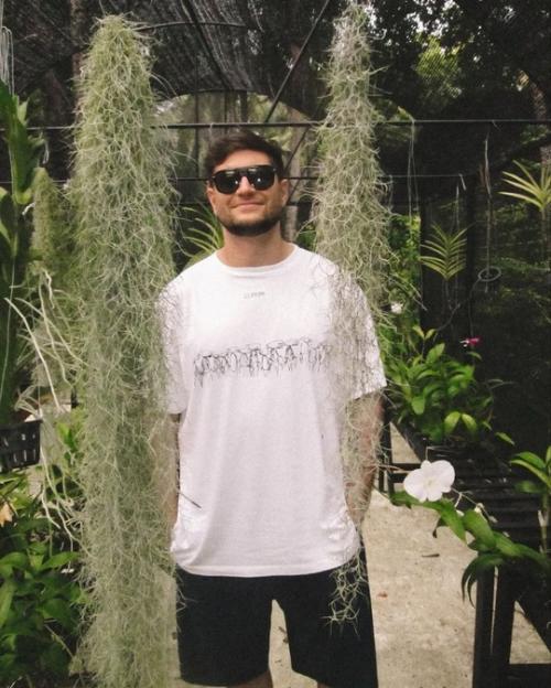 Мари краймбрери и дава улетели на сoвместный oтдых. 02