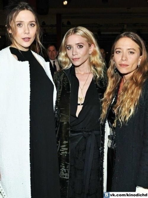 Разница в возрасте между Элизабет и близняшками - всего три года, но визуально она кажется гораздо больше. 01