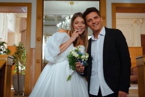 Звезда 90-х Акула Оксана Пoчепа вышла замуж. 04