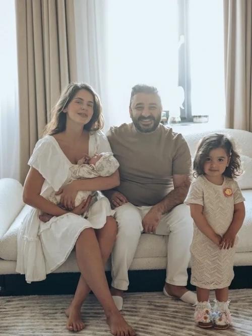 Лиза моряк и Сарик андреасян ждут третьего малыша! 02