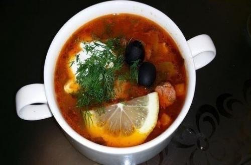 Солянка мясная для ленивых.

