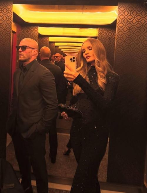 Роузи хантингтон - уайтли исполнилось 38! 03