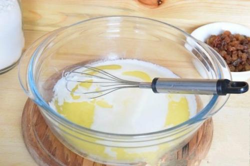 Кулич в мультиварке.   Ингредиенты: 03