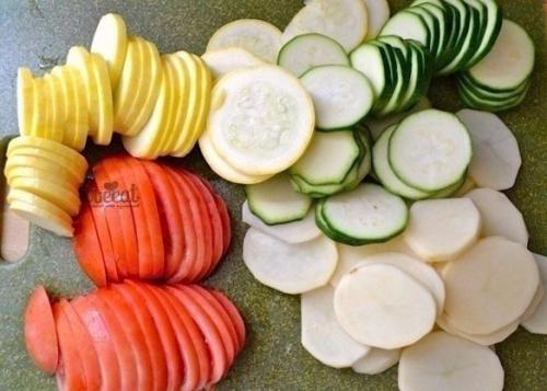 Весенняя радуга: разноцветные овощи, запеченные с сыром. 03