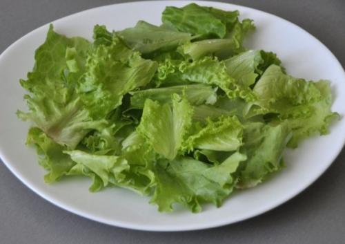 Зелёный салат с красной рыбой. 02 Зелёный салат с красной рыбой. 02