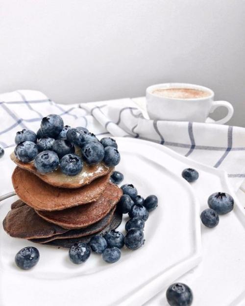 Панкейки.

Яйцо - 2 шт. 
