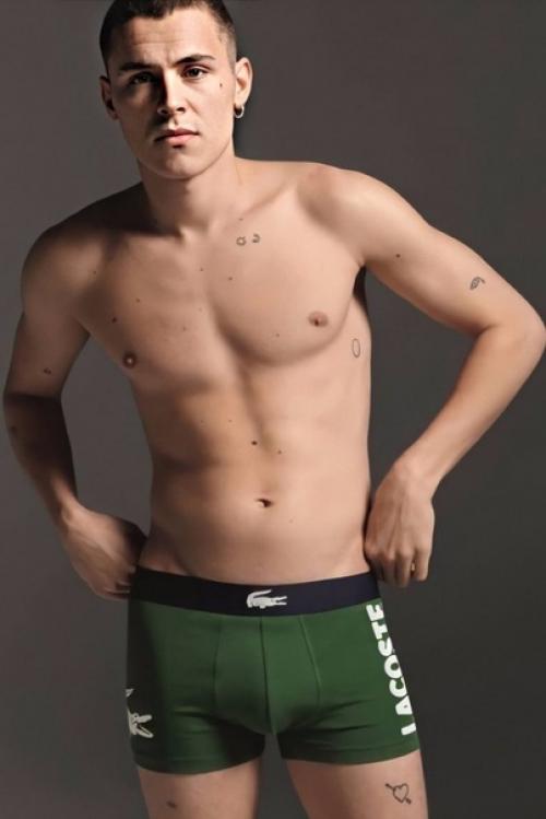 Я конечно не Кендалл дженнер, но и ты не Арон пипер, так что давай не будем тут. 05