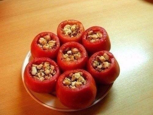 Помидоры, фаршированные курицей. 04