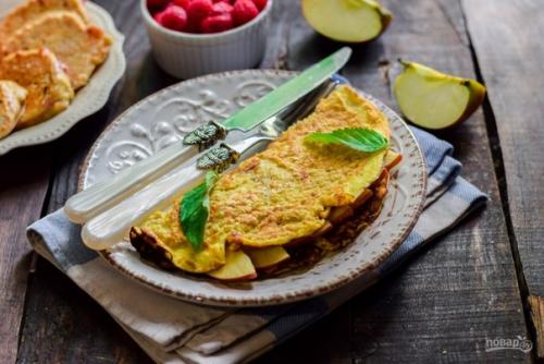 Овсяноблин с яблоком.