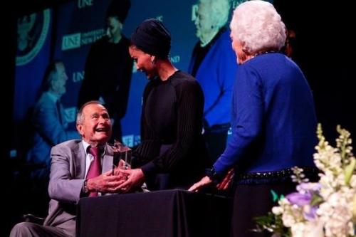 Шейха моза: самая модная и влиятельная женщина арабского мира. 01