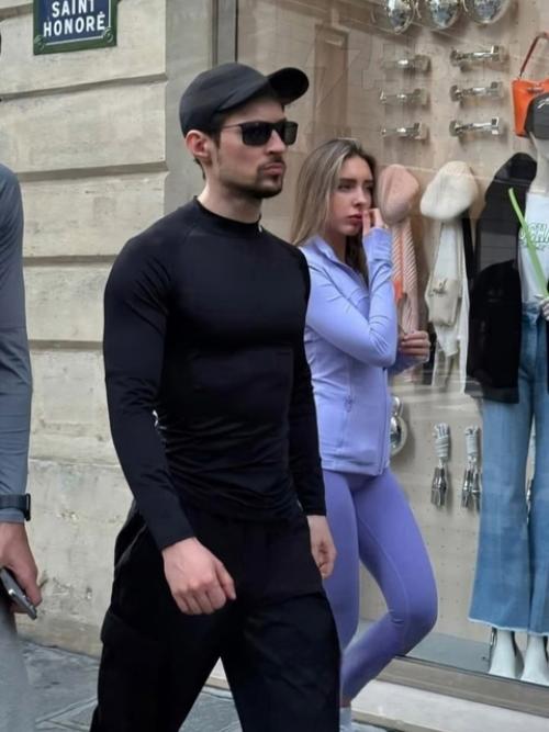 Дуров опять что-то задумал? 01