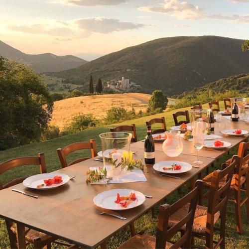 Вот как выглядит итальянское застолье! 02