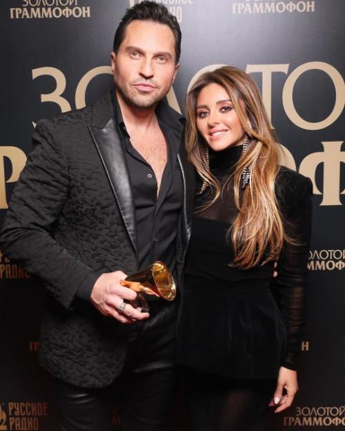 Александр ревва - это не просто актёр и комик, а целый феномен российской сцены! 01