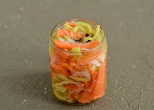 Маринованный перец с морковью. 02