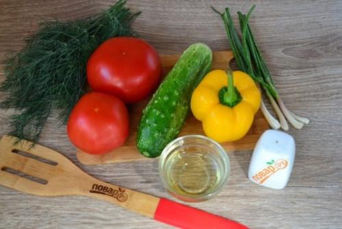 Салат из помидоров, огурцов и перцев. 01 Салат из помидоров, огурцов и перцев. 01