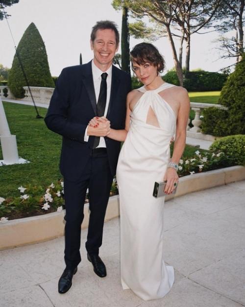 Милла и овович и её муж пол андерсон шикарная пара. 01