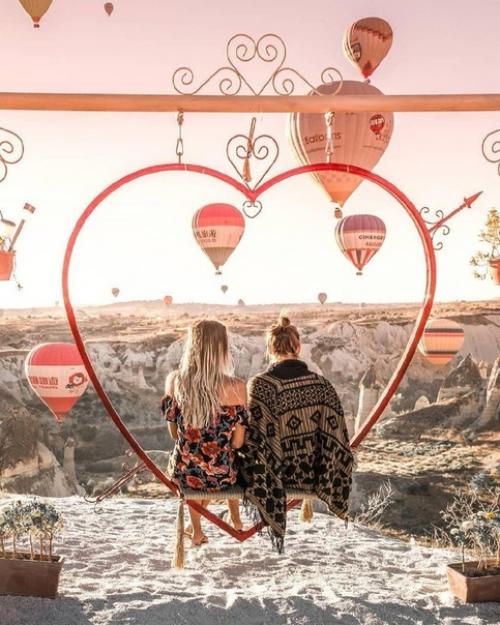 Нет никакого смысла в том, чтобы намекать мужчине, что тебе нужно больше внимания или каких-то приятных сюрпризов.