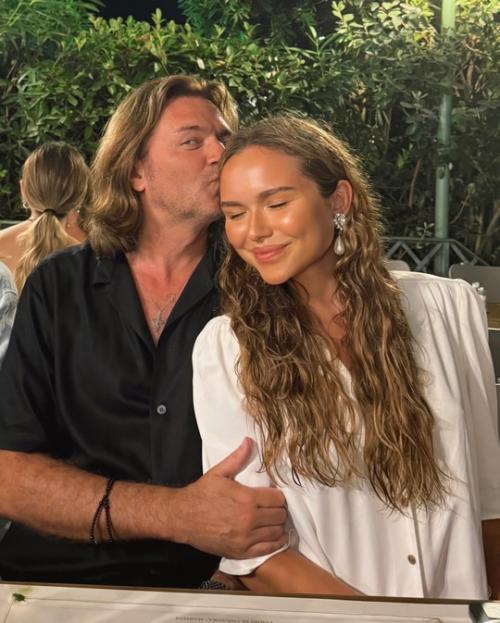 Дочь дмитрия Маликова поделилась редкими семейными снимками. 04