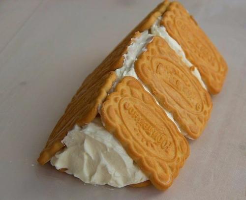 Десерт без выпечки Творожный Домик. 06