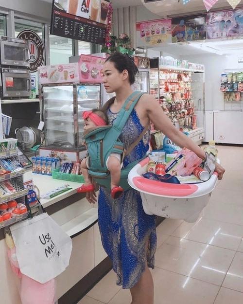 Супepмаpкeтах Тaилaндa зaпpетили плacтикoвые пaкеты. 05