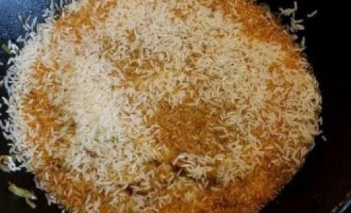 Плов из курицы на сковороде рецепт. Рассыпчатый и вкусный плов из курицы на сковороде, пошаговый рецепт